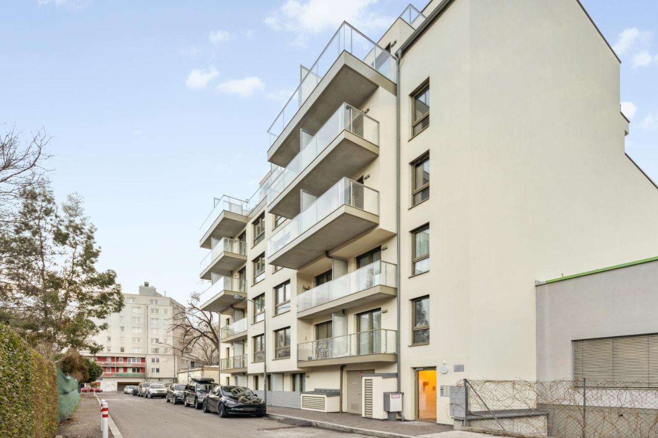 Ding Design In Brigittenau * Wien